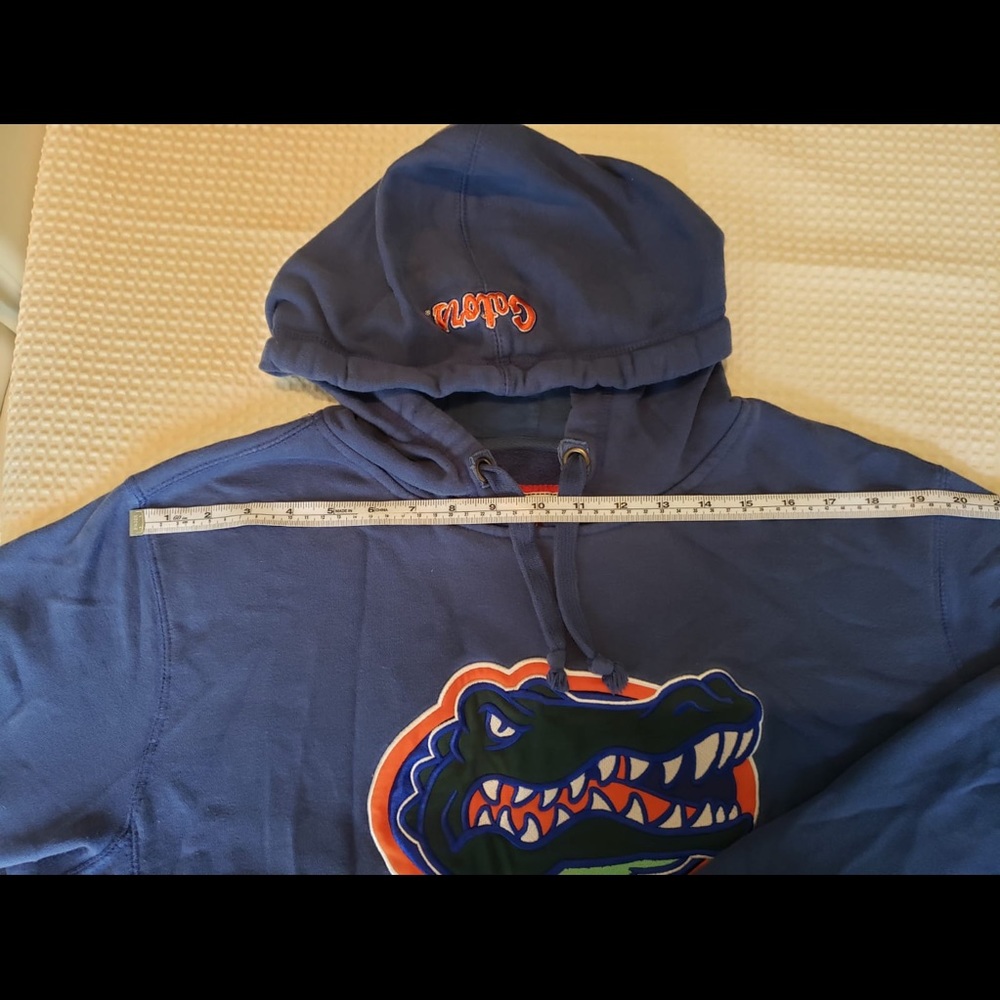 Hoddie - Picture 4 of 5